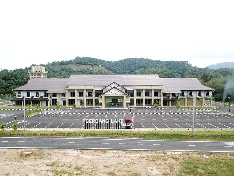 Serdang Lake View Resort Sungai Kechil Exterior foto